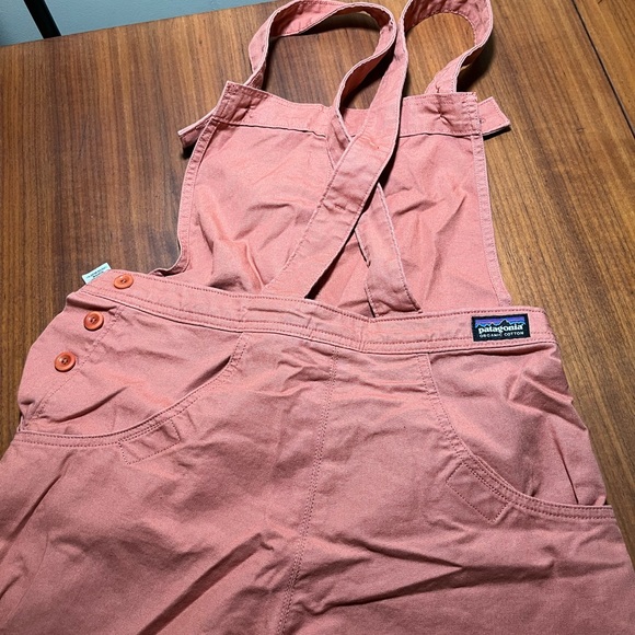 Patagonia CoralPink Overalls size 4 never worn! - Picture 6 of 10